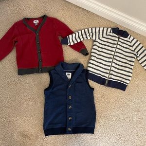 Kids Old Navy Sweater And Vest Bundle Size 5T